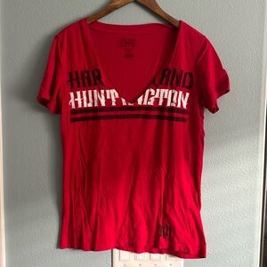 Hart & Huntington V-neck T-shirt